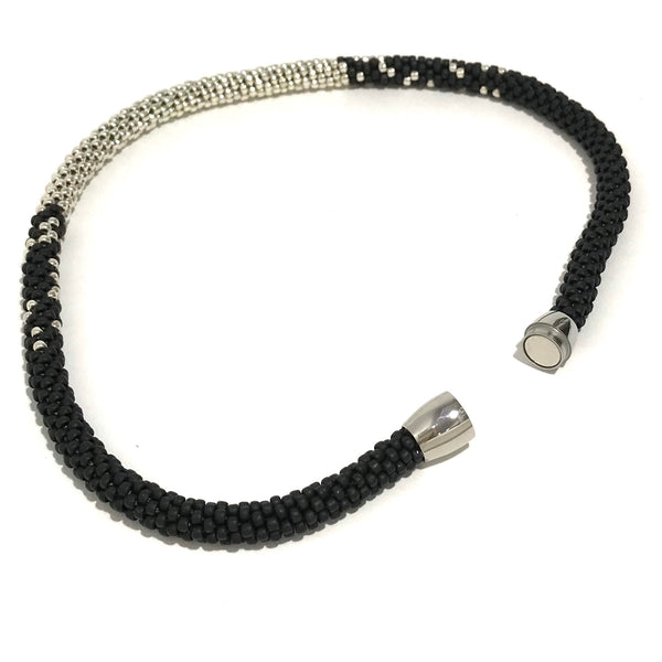 'Stardust Necklace' Black/Silver