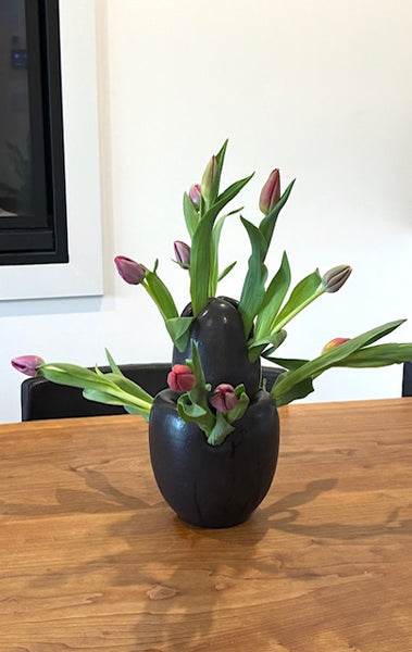 'Stacked Vase' Black