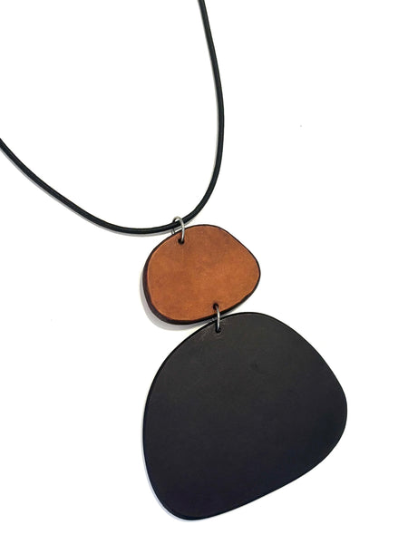 'Pebble Necklace'