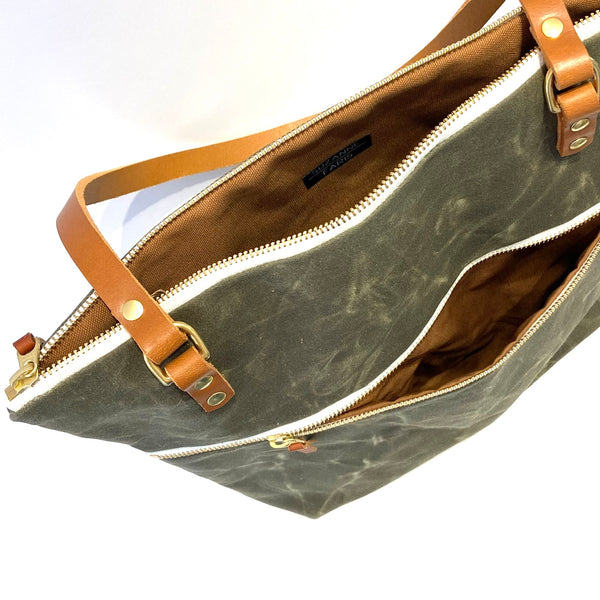 'Waxed Canvas Bag' Tan
