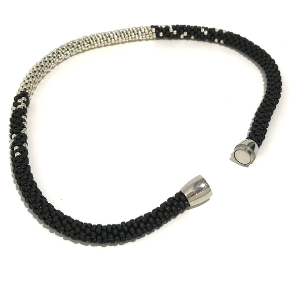 'Stardust Necklace' Black/Silver